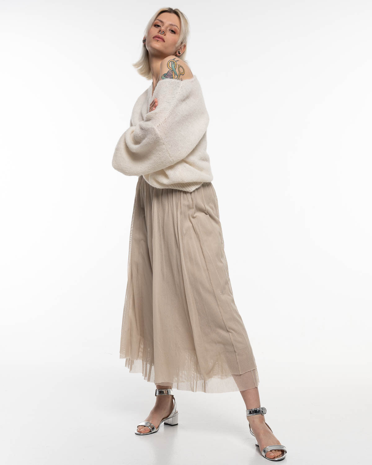 Alma & Lovis - Alpaka Pullover mit V-Ausschnitt creme