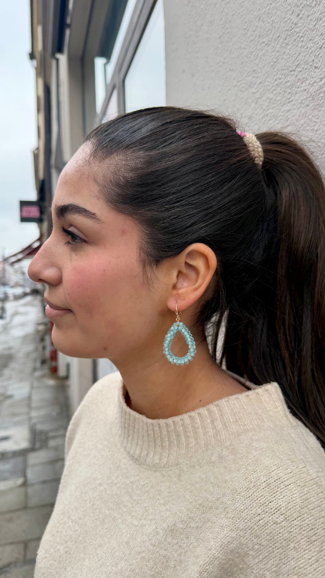 AURYN - türkis/ gold handgefertigte Ohrringe oval