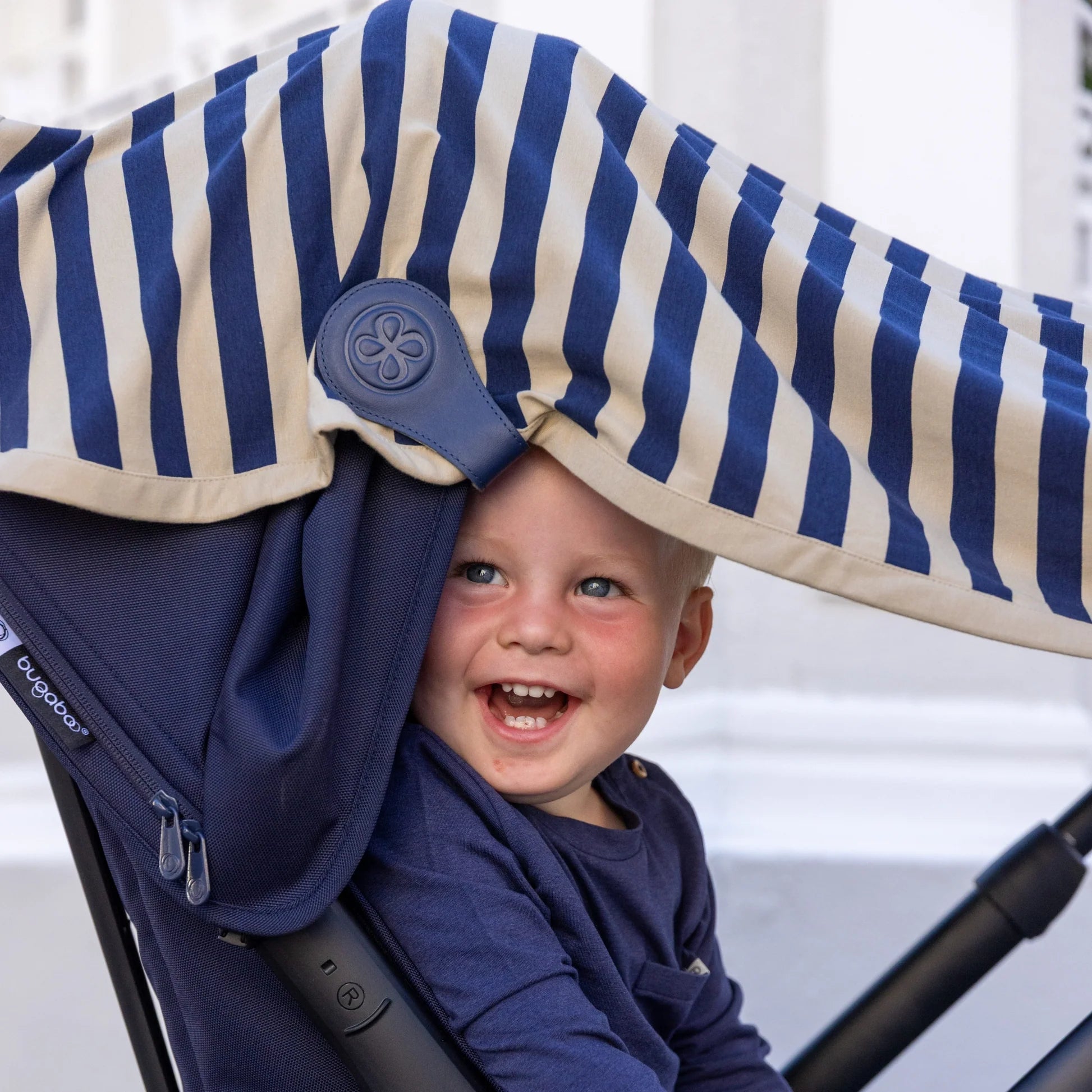 Cloby - Babydecke/ Sonnenschutz mit UV-Schutz 50 Streifen blau/ beige