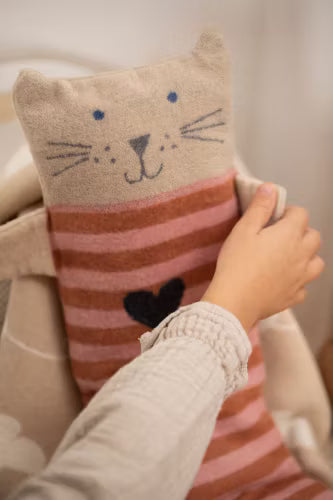 David Fussenegger - Katze Decke/ Handpuppe Natur