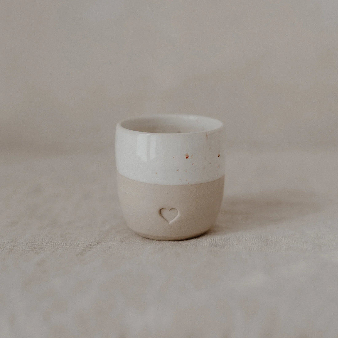 Eulenschnitt - handgemachter Espresso Becher Herz