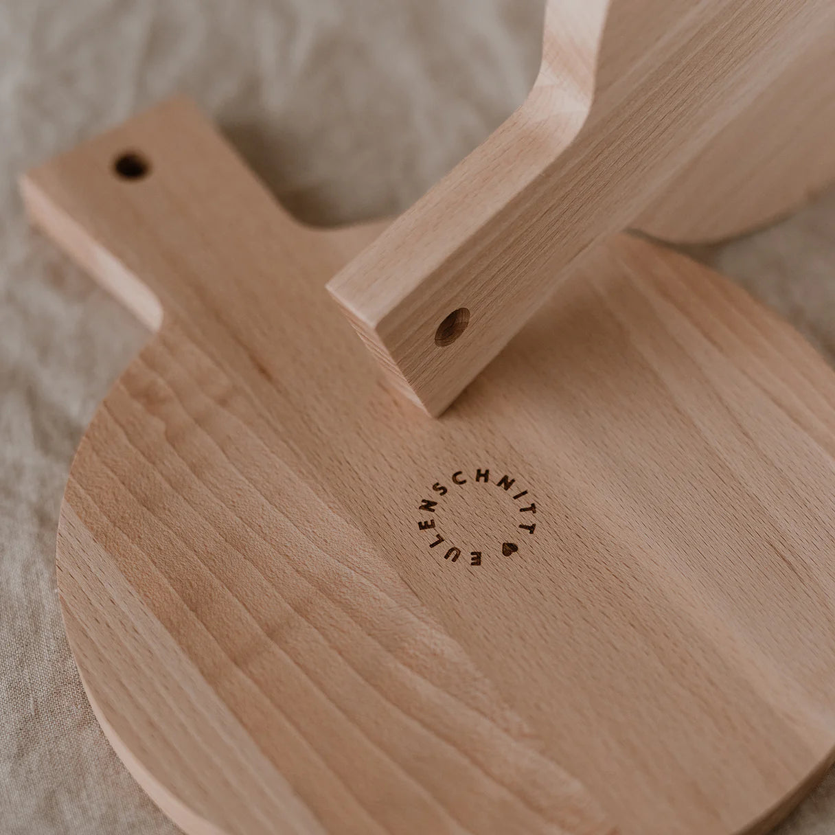 Eulenschnitt - Schneidebretter aus Holz love & hello 2-er Set