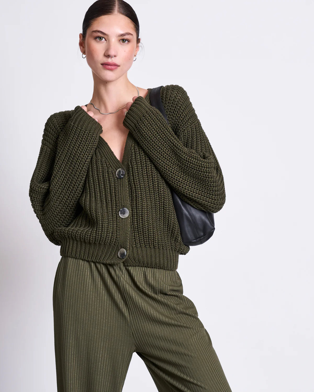 Jan ´n June - Strickjacke Lena olive Baumwolle (Bio)