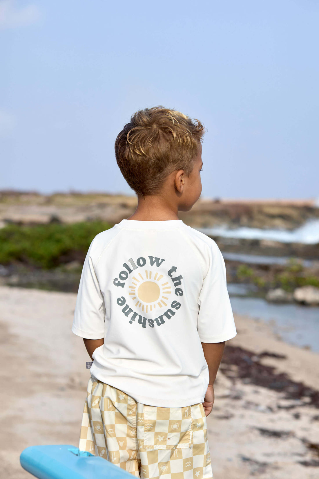 Lässig-Badeshirt-Sonne-weiß