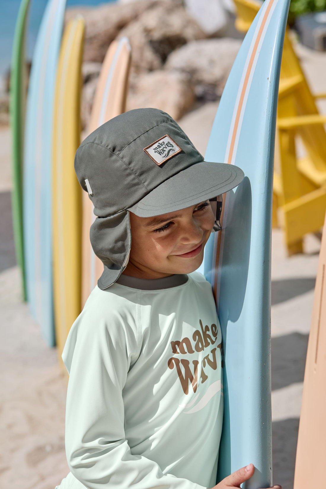 Lässig-badeshirt-langarm-makewaves-mint