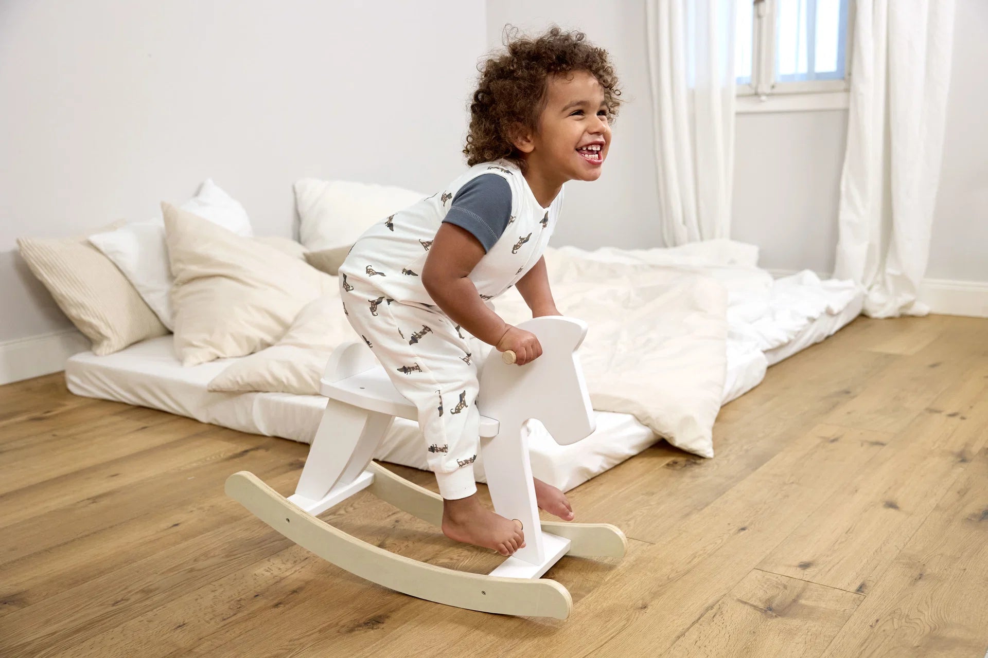 Lässig - Baby Sommerschlafsack mit Füßen Hund milky 1 TOG