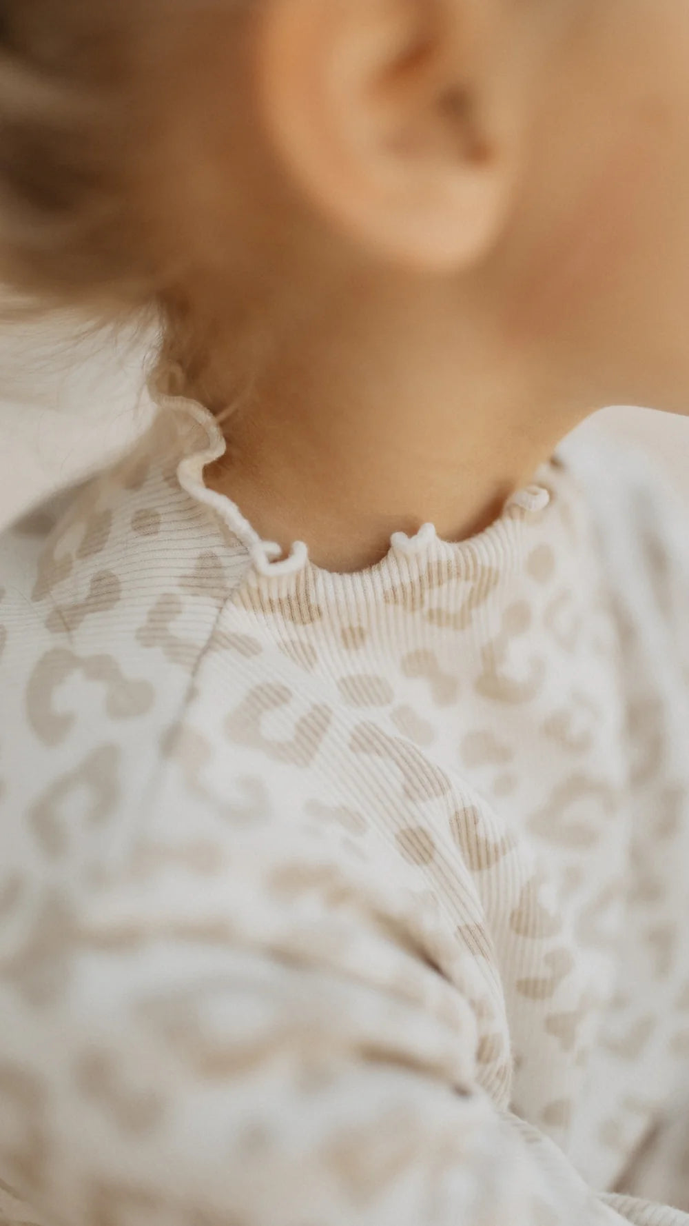 Leevje-langarmshirt-leo