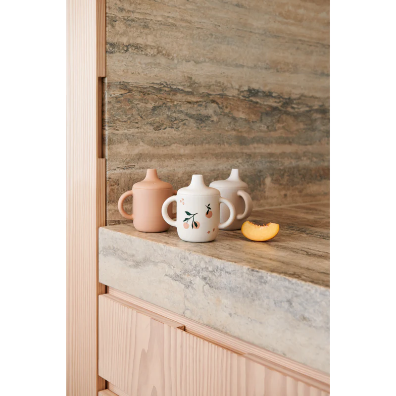 Liewood - Neil cup - Silikon Kindertasse Pfirsich