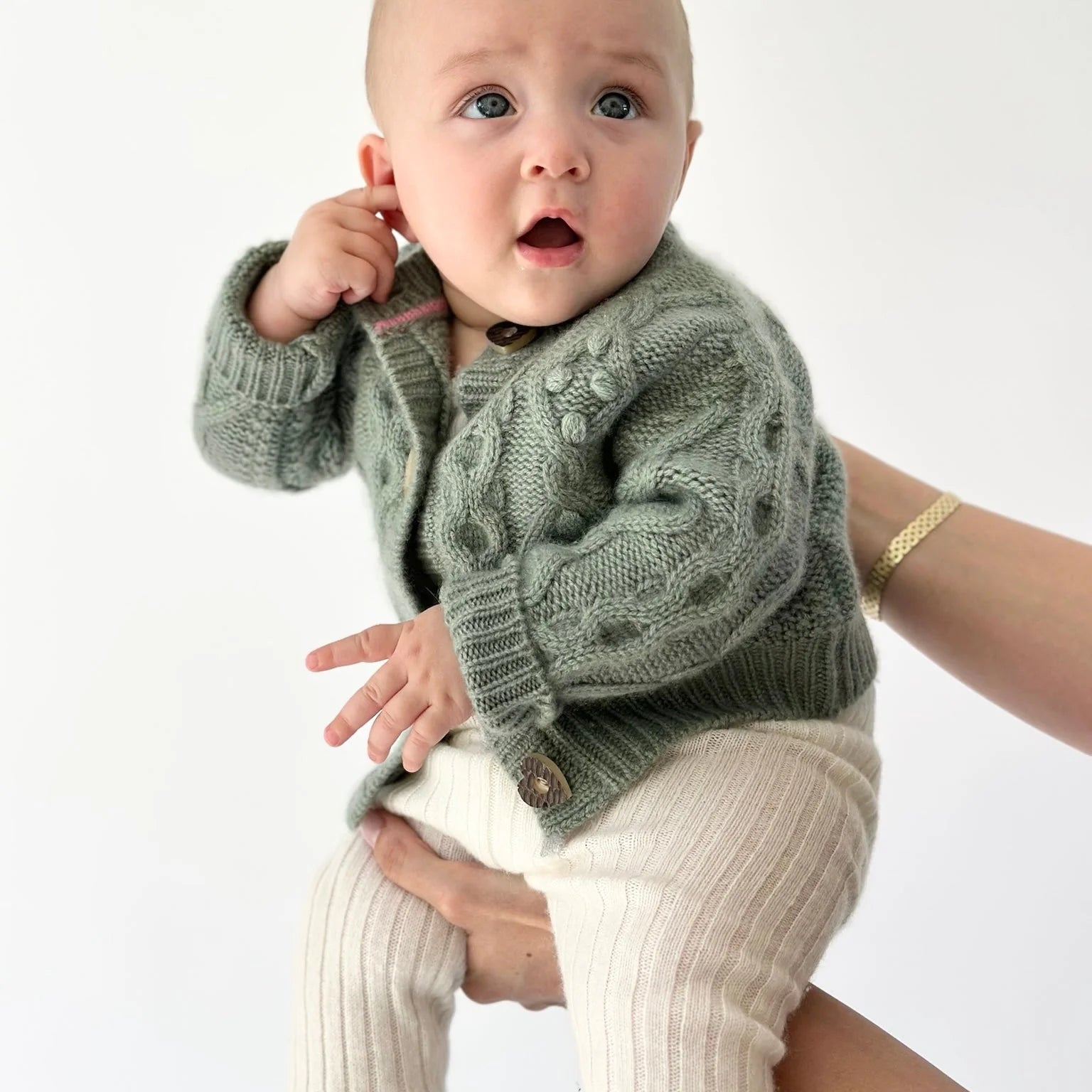 Papa Lobster - Baby Cashmere Cardigan CHARLOTTE Salbei