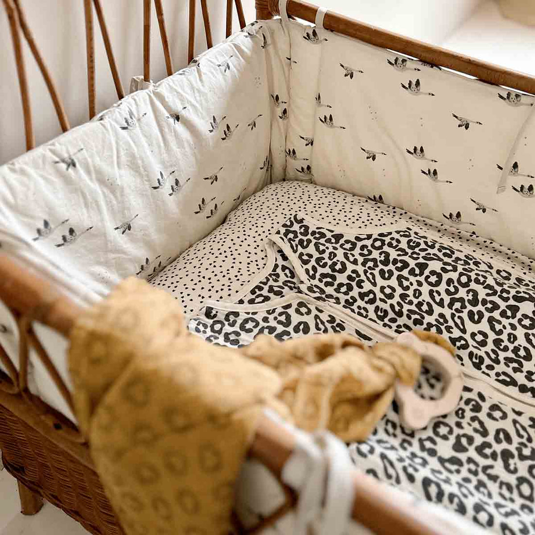 Roseinapril-schlafsack-leo