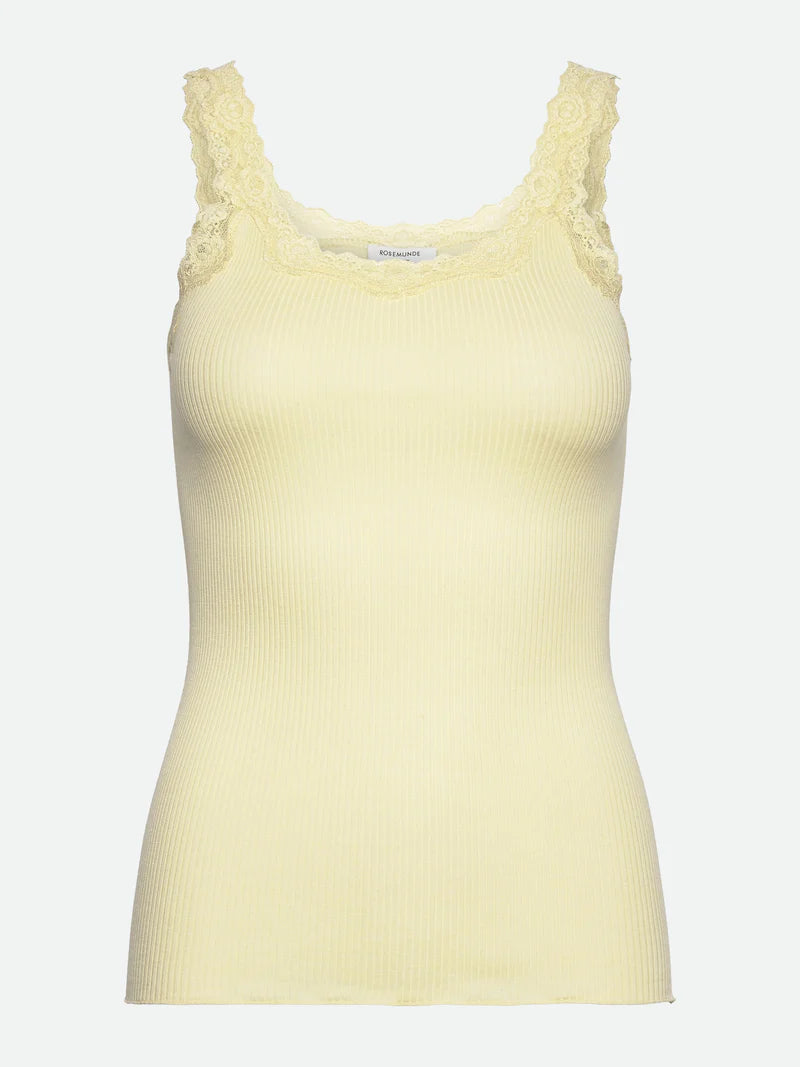 Rosemunde - Seidentop Spitze rippengestrickt gelb