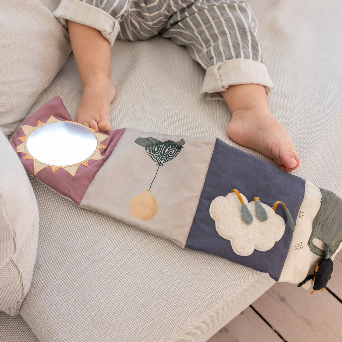 Sebra - Baby Aktivitäts Stoffbuch Biobaumwolle