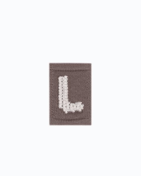 Smallstuff - gestrickte Buchstaben A-Z natur lassen sich zu einer Girlande auffädeln
