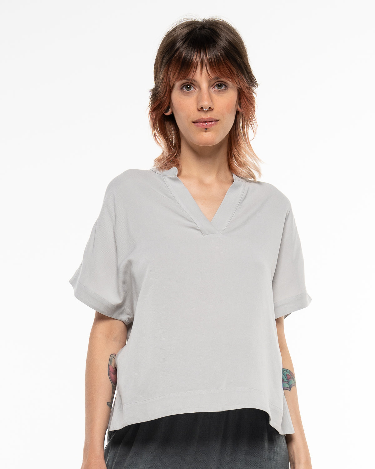 Alma & Lovis - Blusenshirt aus 100% EcoVero grau