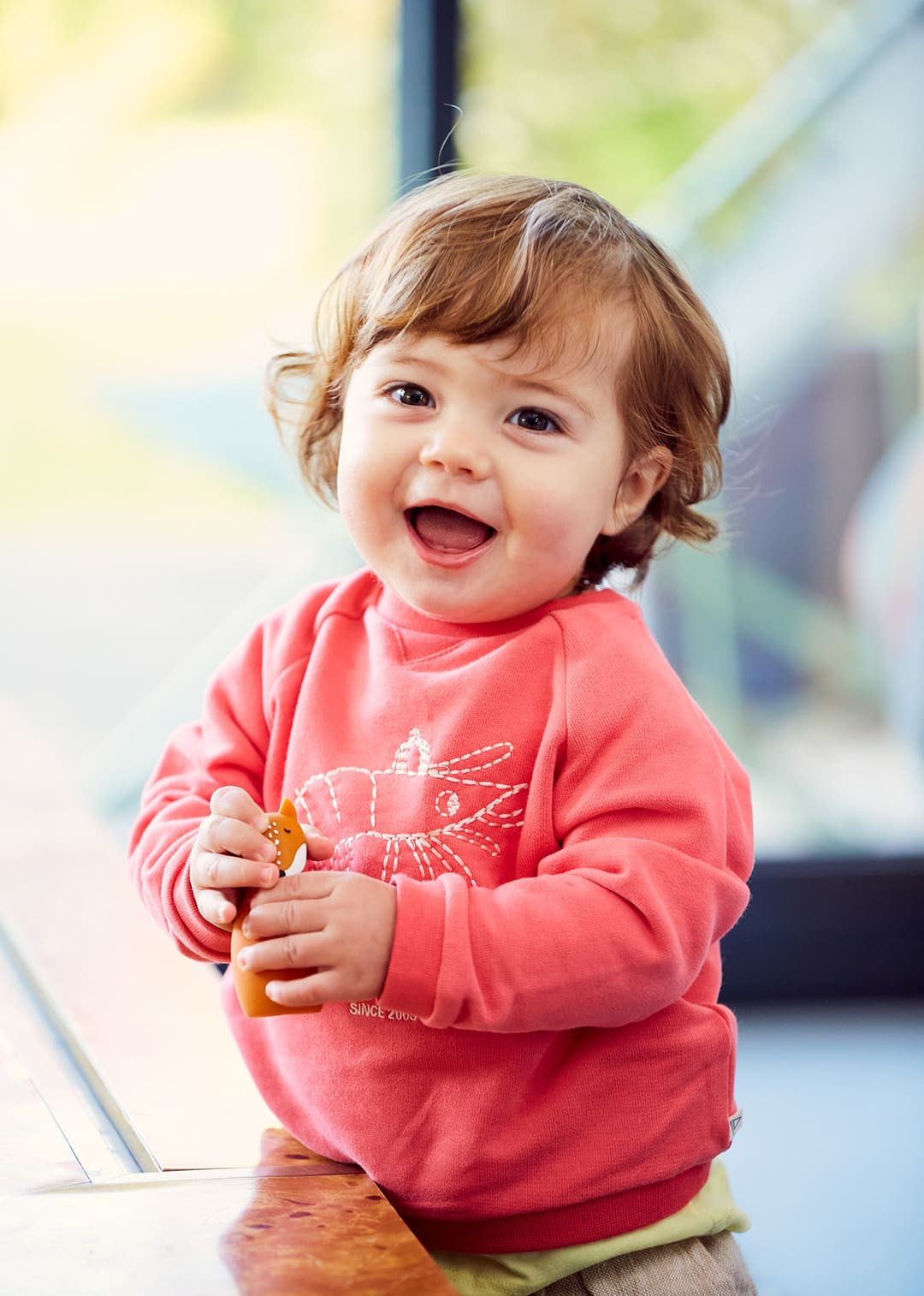 Süßes Baby-Sweatshirt mit Shrimp Aufdruck für Mädchen und Jungen von Arsène et les Pipelettes.