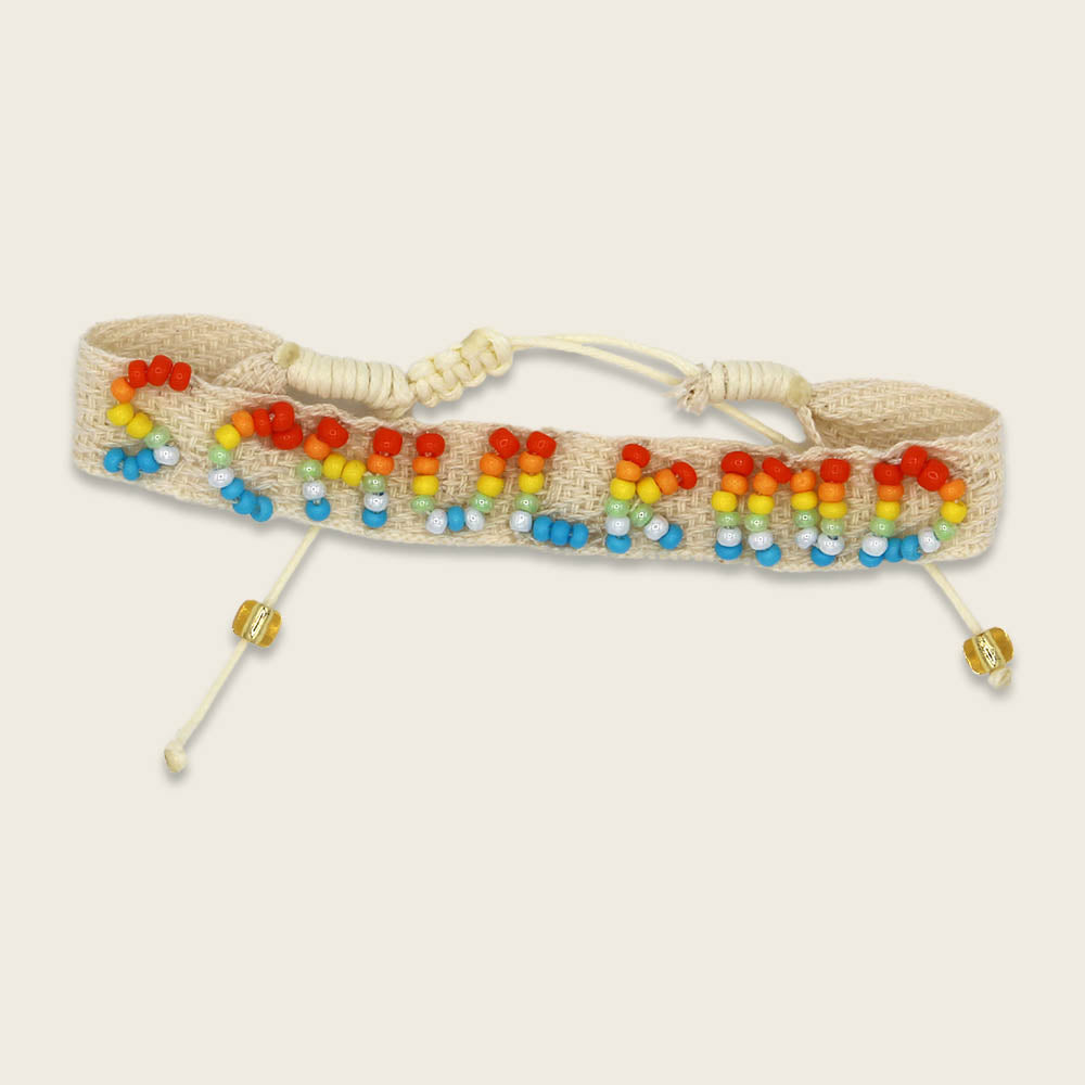 Ava & Yves -Gewebtes Armband mit Stickerei Schulkind natur/gelb