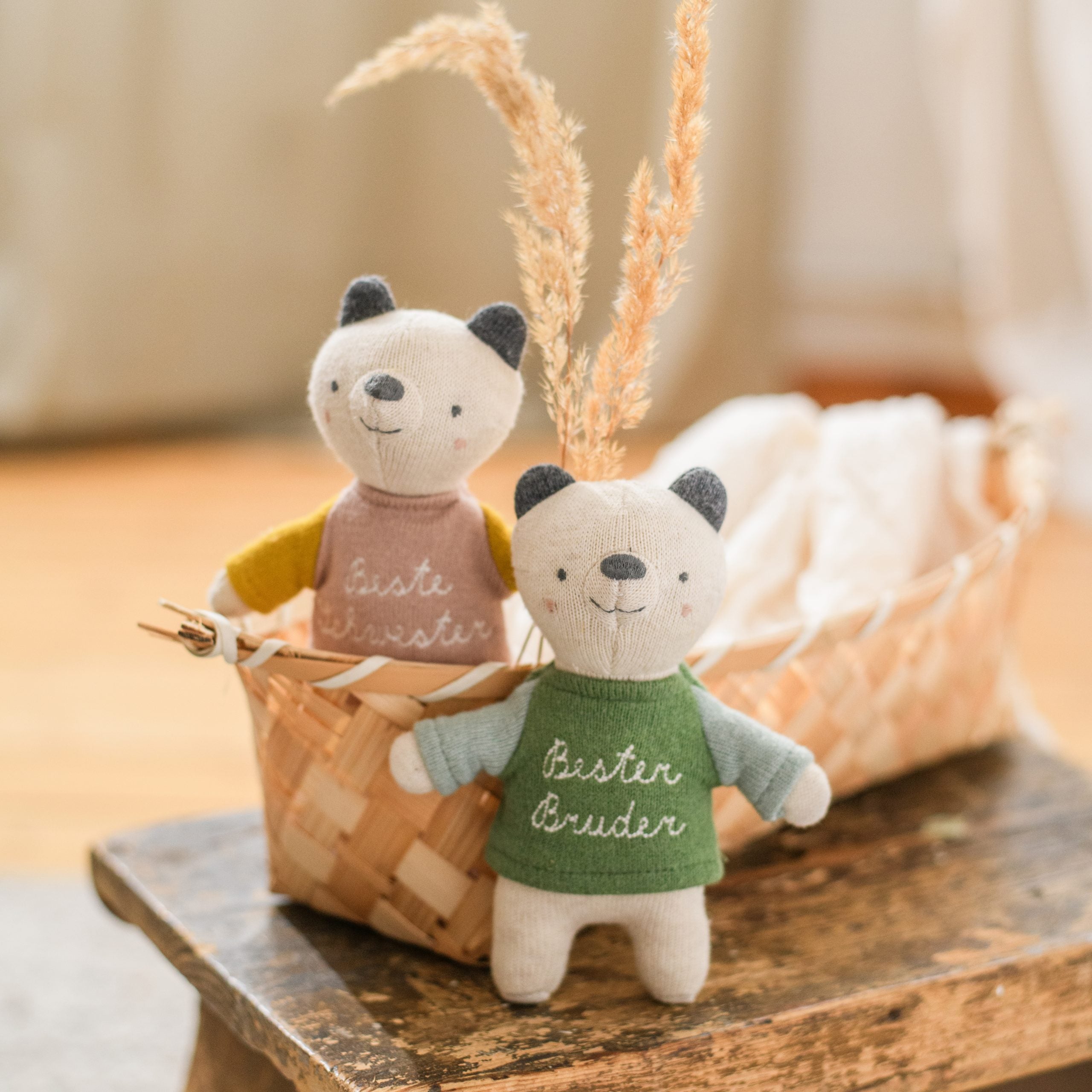 Ava & Yves - Babyrassel Baumwolle (bio) Bär bester Bruder