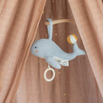 Baby Bello - Spieluhr "Wal" Baumwolle (Bio) blau - AURYN Shop