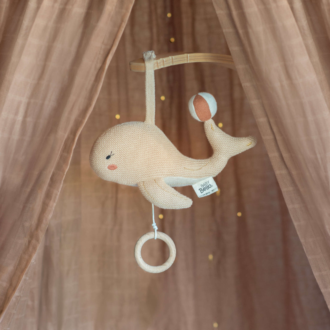 Baby Bello - Spieluhr "Wal" Baumwolle (Bio) natur - AURYN Shop