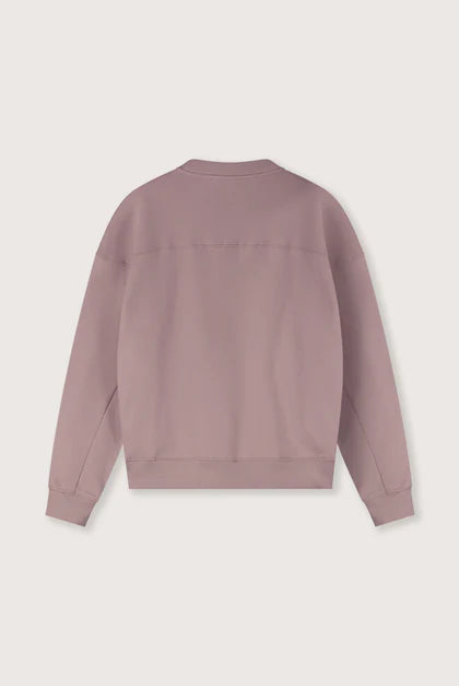 graylabel-crewneck-berry