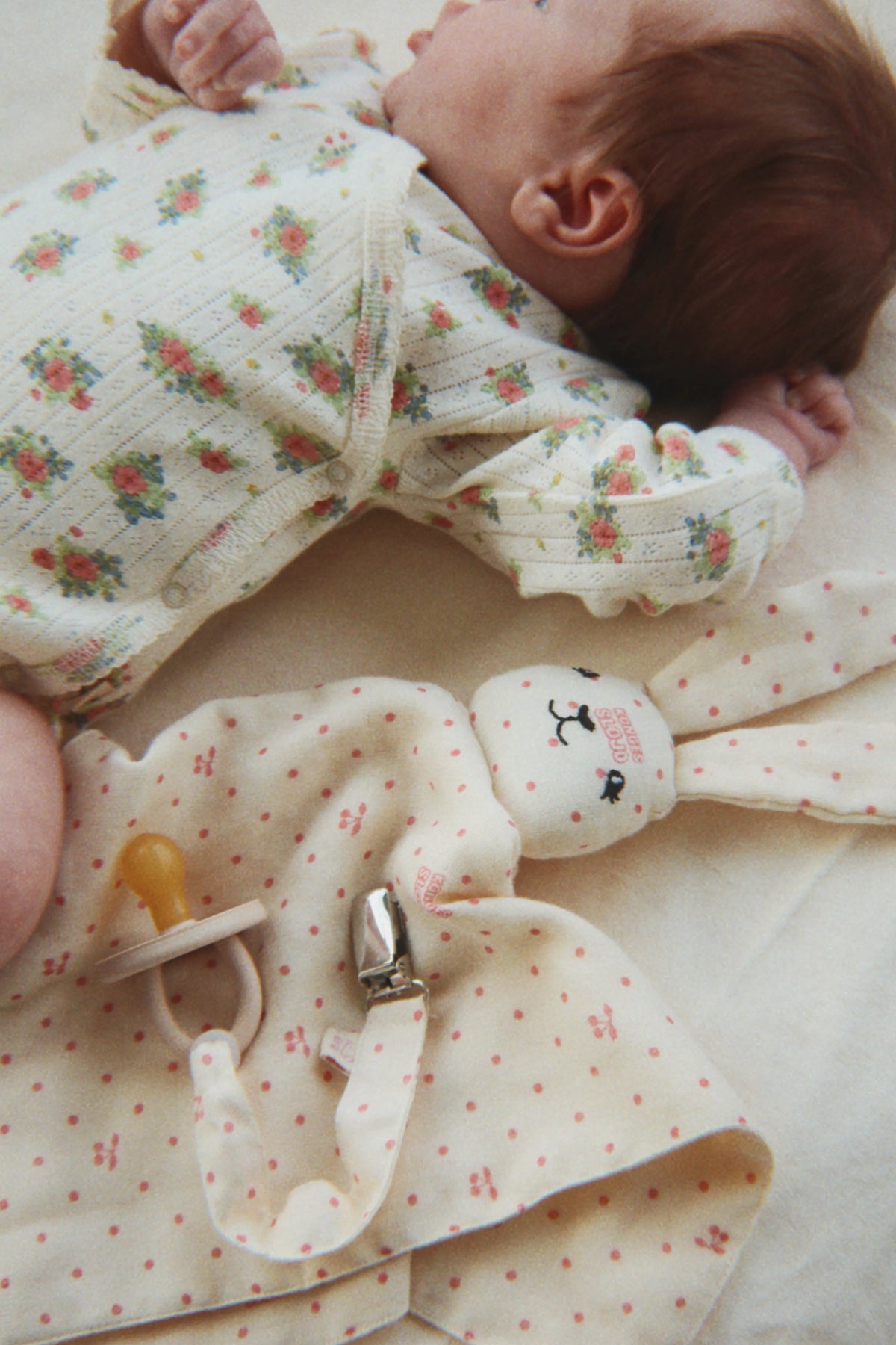 Konges Slojd - Baby Kuscheltuch "sleepy rabbit" kirsche