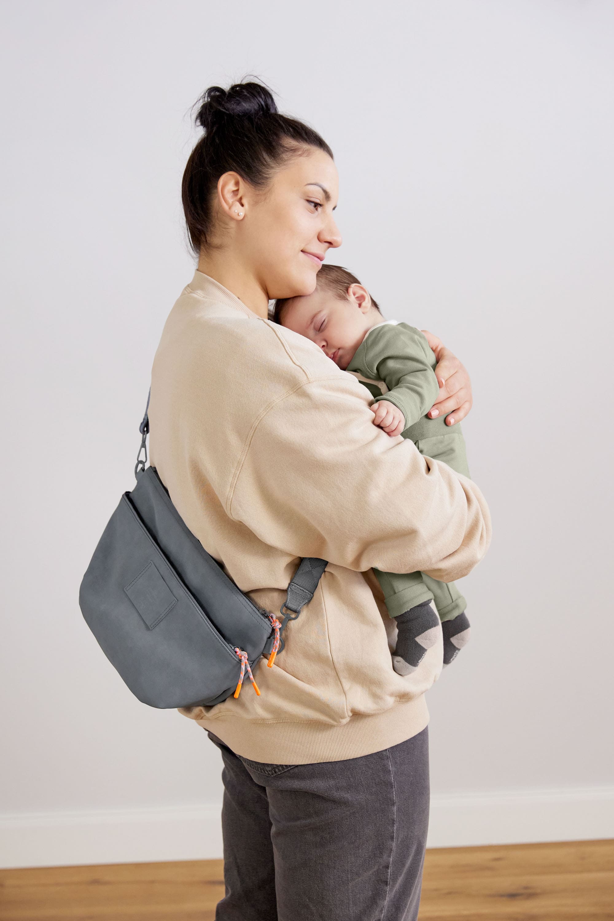 Lässig - Kinderwagen Organizier/ Bauchtasche dunkelgrau