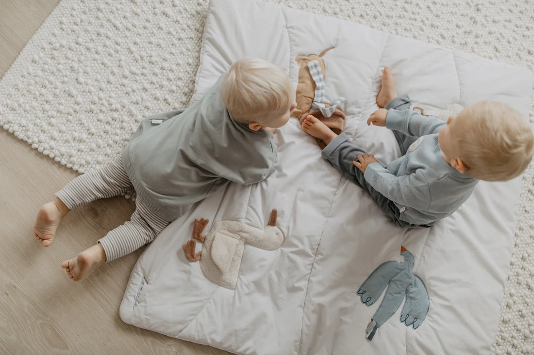 Leevje - Baby Krabbeldecke Baumwolle (bio) Dackel