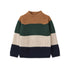 Der Strickpullover Cali ist aus 100 % Bio-Wolle gefertigt und hat einen Halbstrickjackenstich, Seitenschlitze, Stehkragen und kontrastfarbene Details.