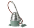 Ein Staubsauger ist ein Muss für jeden Haushalt. Mäuse mit Magneten in den Pfoten können das Metallteil leicht halten und der Hausputz kann beginnen.