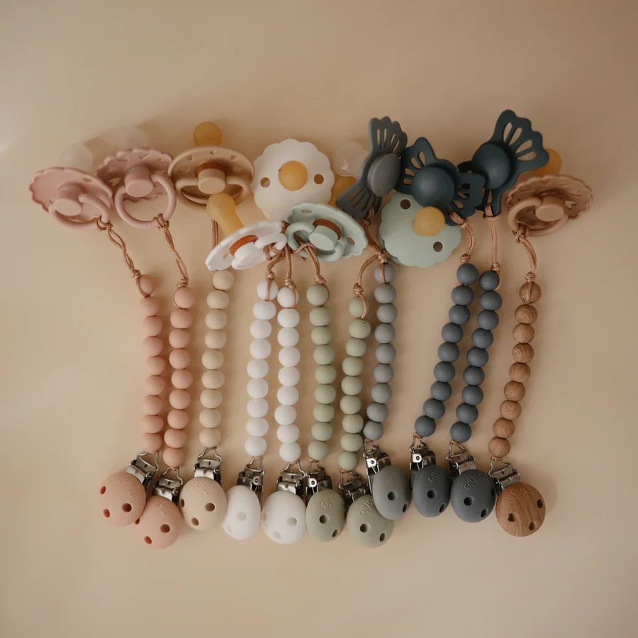 Mushie - Schnullerkette Silikonkugeln Hera hellblau - AURYN Shop