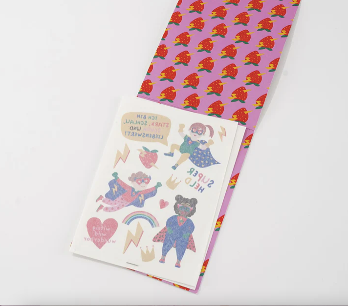 Wer wir wurden - Kindertattoo "Superkids"