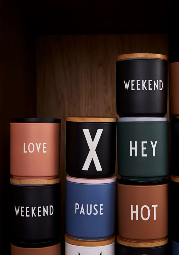 Design Letters -Holzdeckel für Porzellantasse schwarz - AURYN Shop