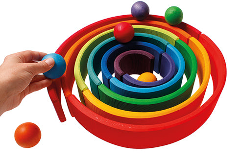 Grimms - 12-teiliger Regenbogen aus Naturholz - AURYN Shop