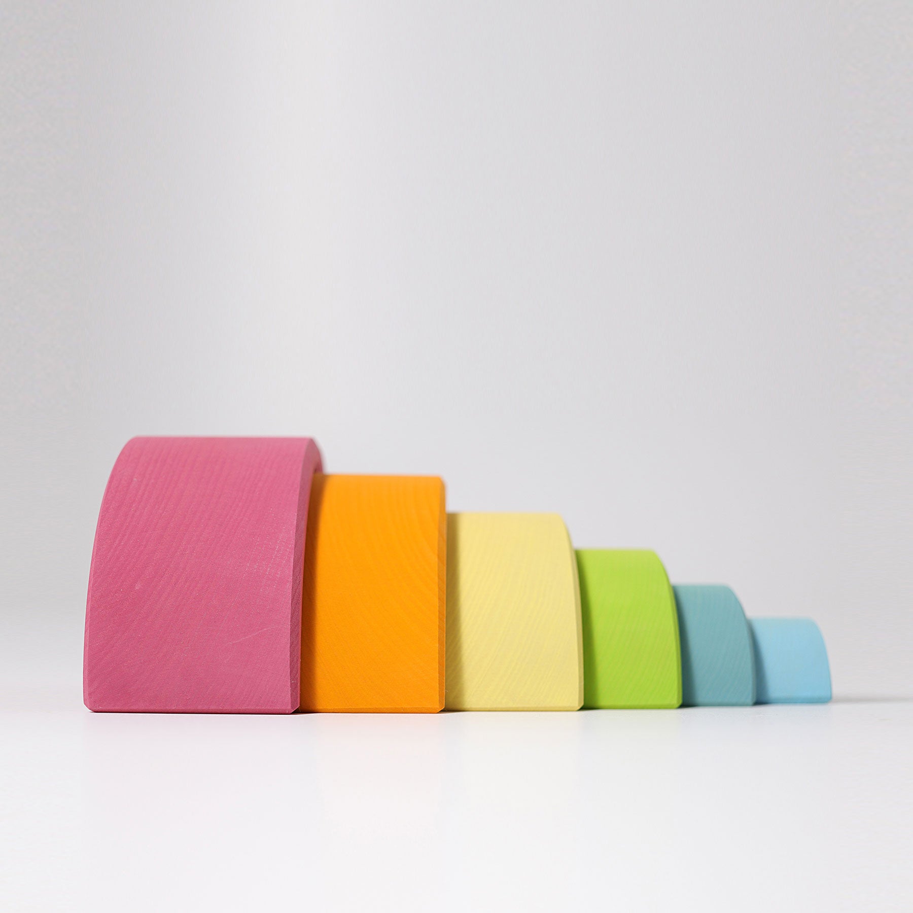 Grimms - Regenbogen aus Naturholz pastell - AURYN Shop