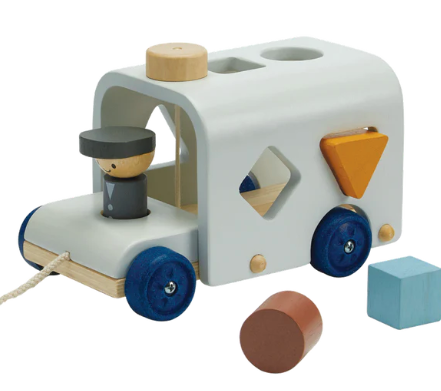 Plantoys-4005401-sortierbus-baby-holz-formen