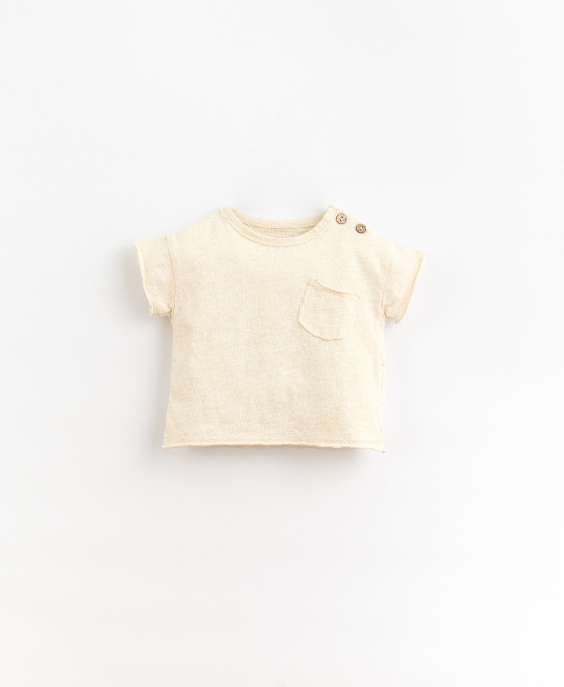 Play Up - Baby T-Shirt natur BiobaumwollePlay Up - Baby T-Shirt mit Brusttasche natur Biobaumwolle