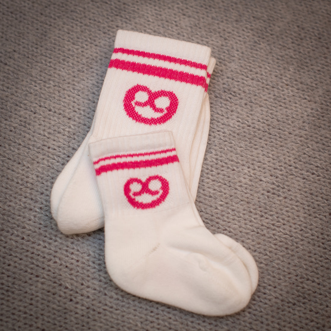 AURYN -  Brezen- Socken weiss/ pink - Partnerlooksocken MINI & ME