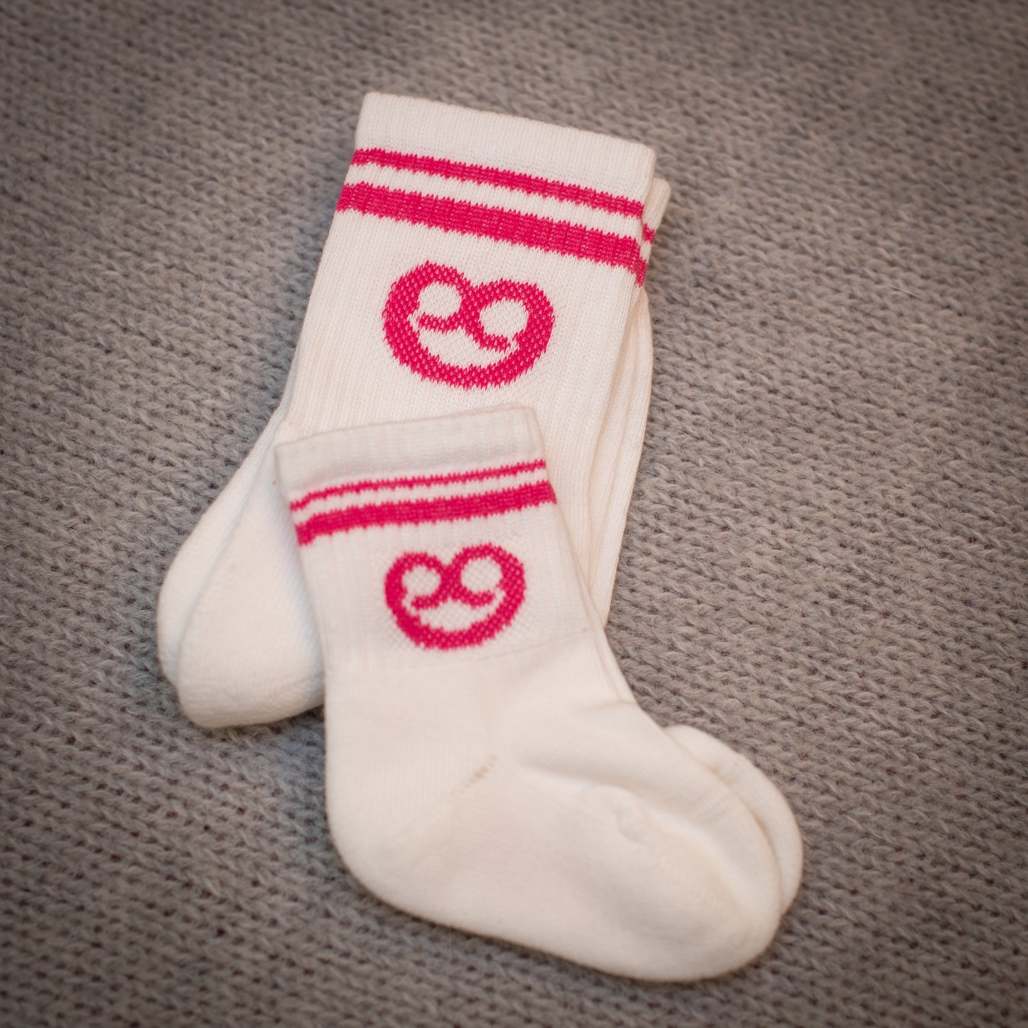 AURYN -  Brezen- Socken weiss/ pink - Partnerlooksocken MINI &amp; ME