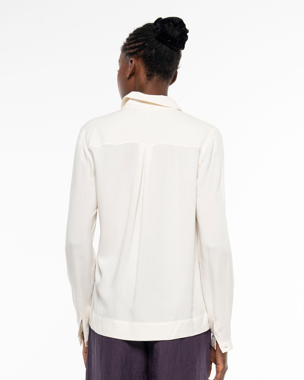 Alma &amp; Lovis - Hemdbluse aus fließendem EcoVero blütenweiß