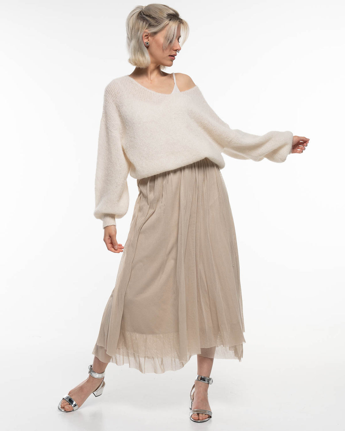 Alma &amp; Lovis - Alpaka Pullover mit V-Ausschnitt creme