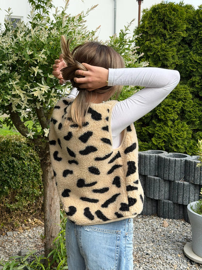 Alwero - Kuschelige Damen Wollweste POS Gepard