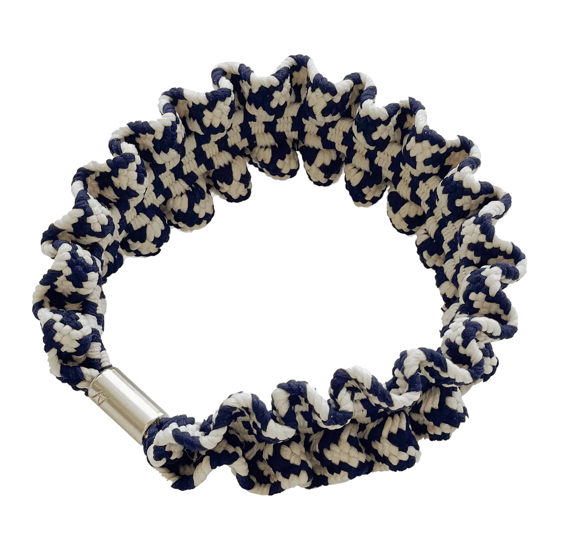 Annicavallin-alexa-dunkelblauweiß