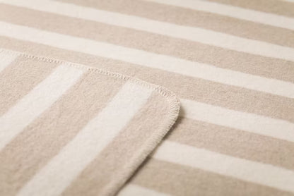 David Fussenegger -  Löwe Decke/ Handpuppe