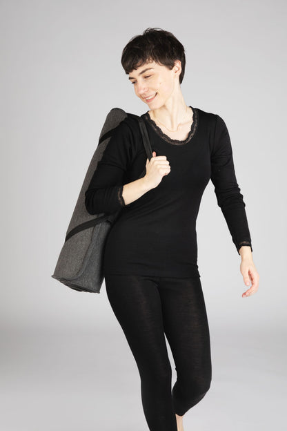 Engel -  Damen Langarmshirt Wolle/Seide mit Spitze schwarz