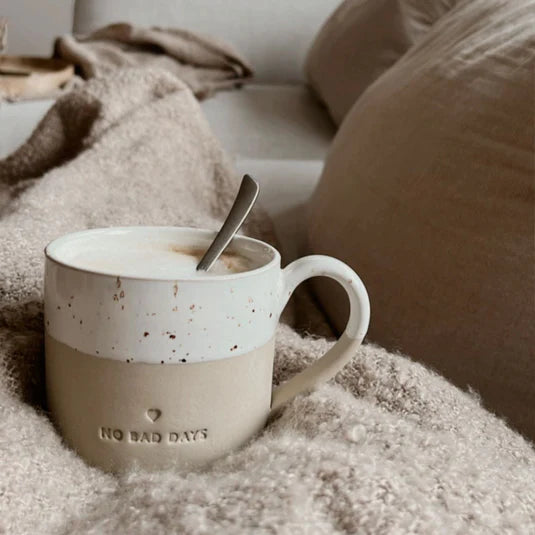 Eulenschnitt - handgemachte Tasse mit Henkel No Bad Days