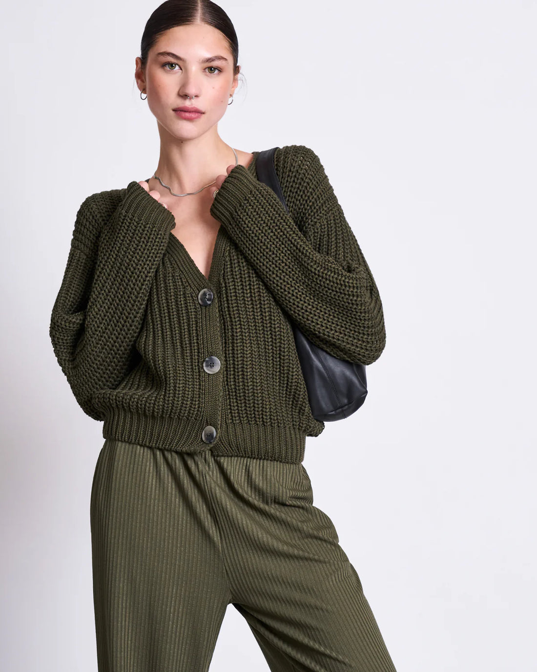 Jan ´n June - Strickjacke Lena olive Baumwolle (Bio)