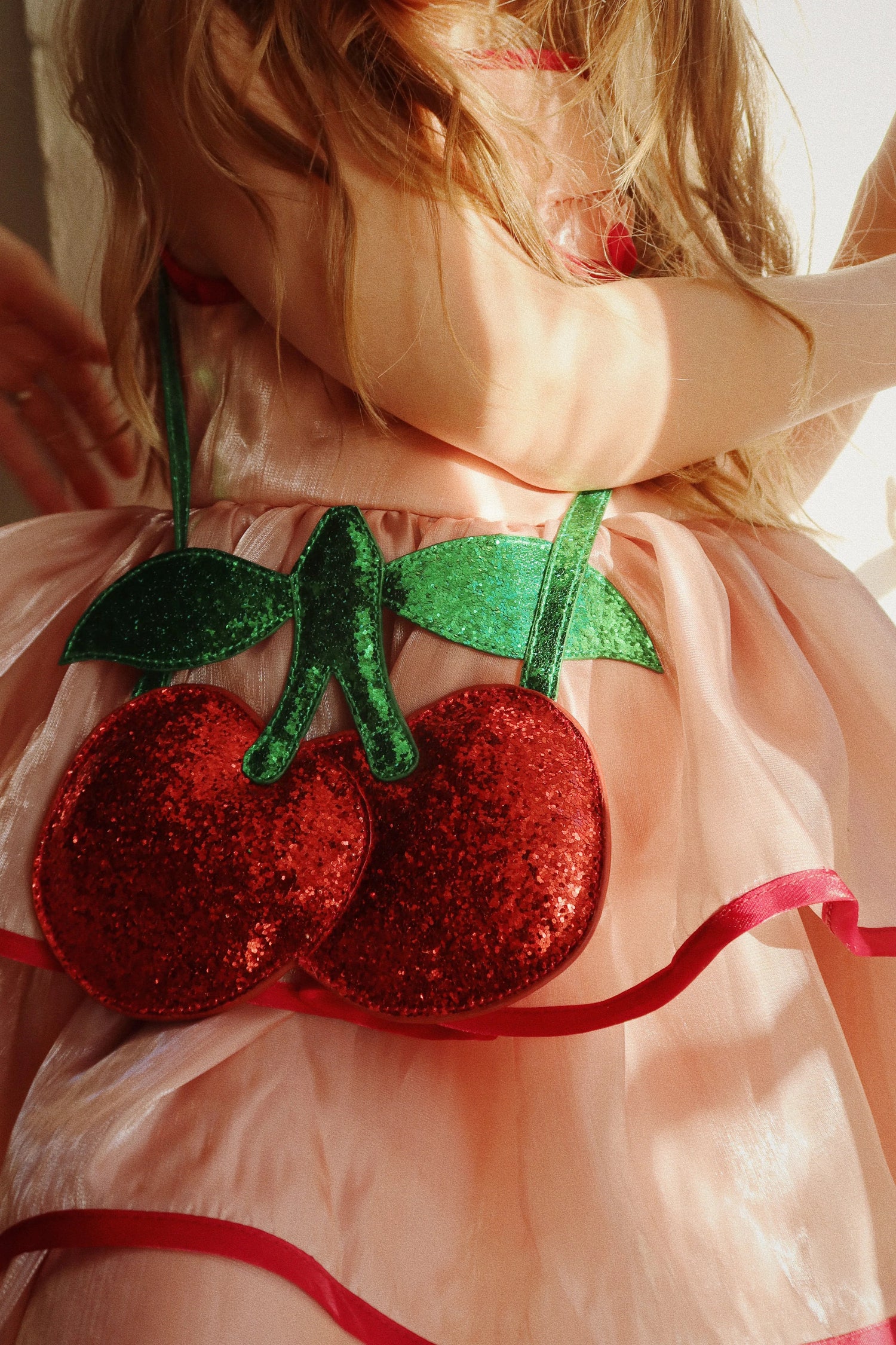 Konges Slojd - Umhängetasche &quot;Kirsche&quot; für Kinder/Mädchen - glitzerndes Kinderaccessoires