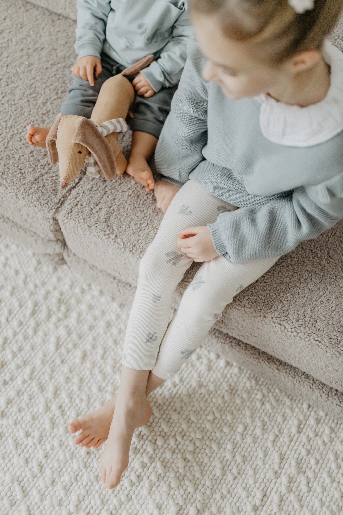 Leevje - Leggings &quot;Birds&quot; für Babys/Mädchen beige - Outfit