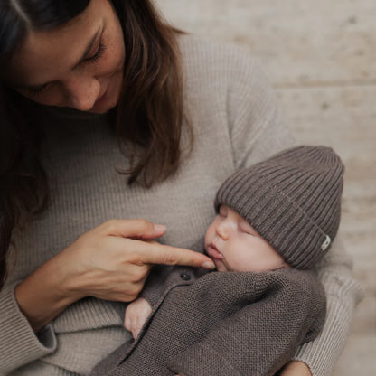 Lille Toni - Baby Mütze &quot;Emma&quot; dunkelbraun