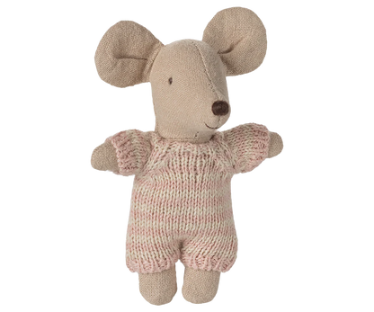 Maileg - Babymaus in der Tragentasche rosa